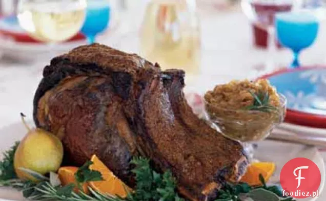 Kolendra i czarny pieprz-Crusted żeberka pieczone z prażoną cebulą
