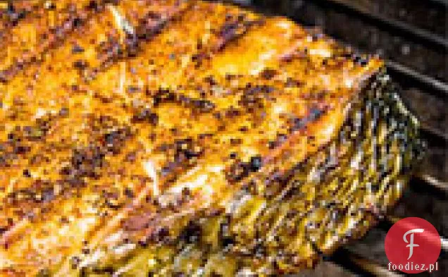 Grillowanie: bas w paski z pieczoną salsą