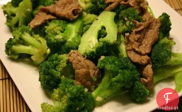 Stir-Fry z wołowiną i brokułami