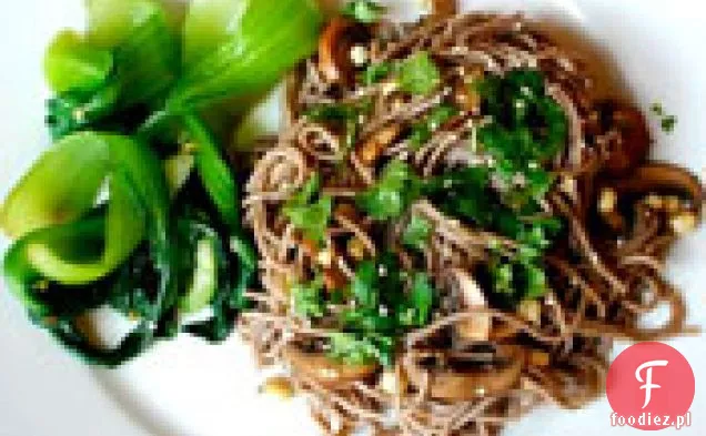 Jedz Za 8 Dolców: Soba Z Grzybami I Bok Choy