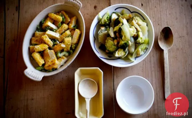 Wegetariańskie Chińskie Cytrynowe Tofu I Zielone Warzywa