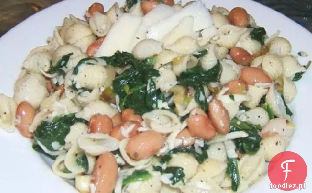 Penne z Chardą Szwajcarską i serem Asiago