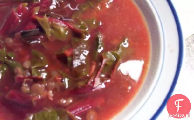 Libańska zupa z soczewicy i szwajcarskiego Chard