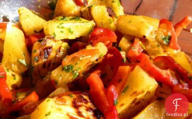 Grillowana Salsa z ananasem i awokado