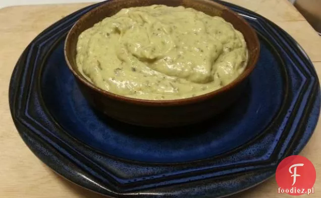 Pasuje do Królowej salsy awokado!