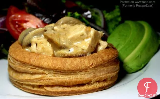Kurczak z awokado i pieczarkami Vol-Au-Vents