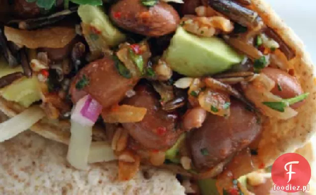 Pinto Bean, Quinoa, i dziki ryż Wrap Recipe