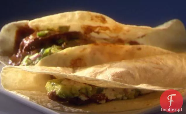 Chipotle potarł Steak Tacos z kremem Chipotle i Guacamole