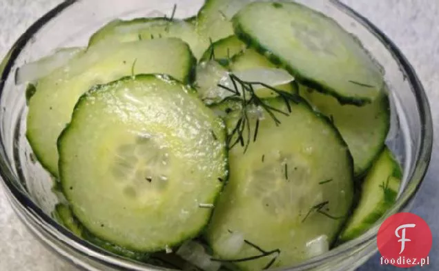 Ogórki Garlicky pośrednika