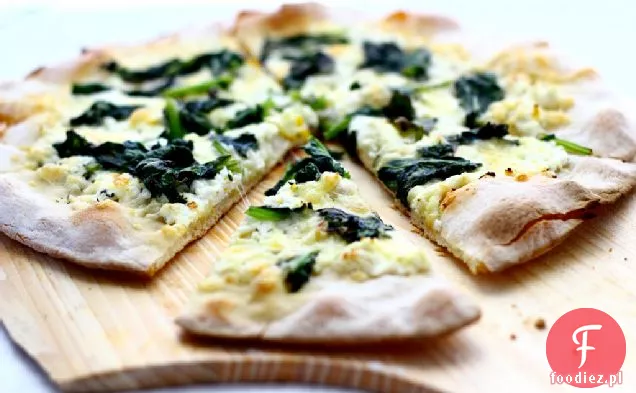 Pizza Z Brokułami Rabe, Fontiną I Cytryną Meyer