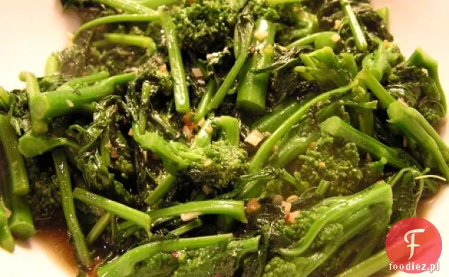Dziś Kolacja: brokuły Rabe z azjatyckimi smakami