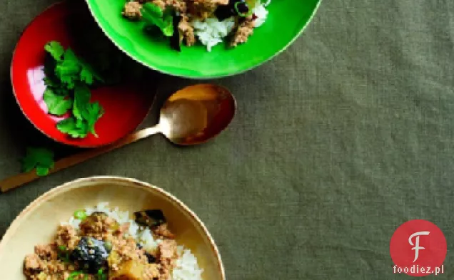 Wieprzowina i bakłażan z zielonym Curry