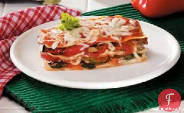 Dip lub pasta z pieczonego bakłażana, cebuli i czosnku