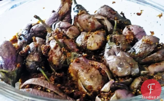 Brinjal Z Sosem Orzechowym