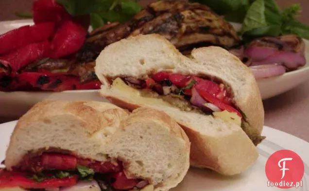 Grillowana kanapka z warzywami i serem
