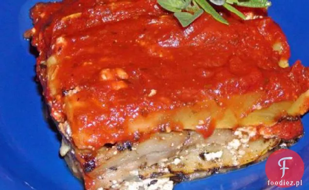 Zapiekanka z żółtego kabaczka, bakłażana i fety