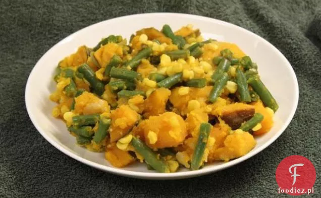 Porotos Quebrados (gulasz z fasoli i dyni)