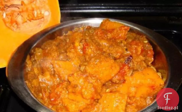 Dynia curry w sosie pomidorowym