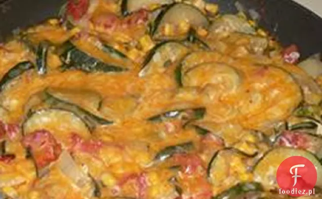 Cukinia i kukurydza z serem