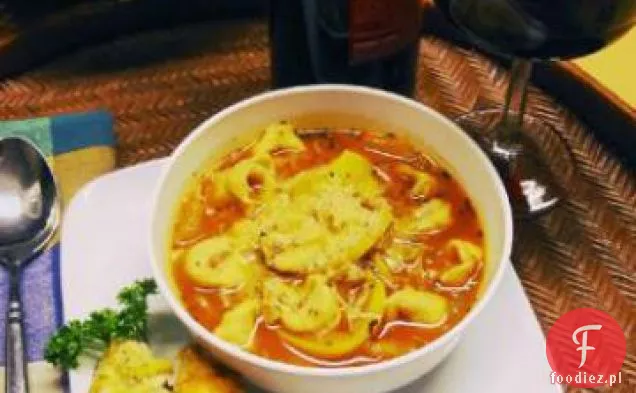 Zdrowa Zupa Pomidorowo-Tortellini
