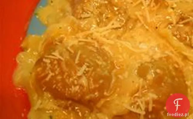 Ravioli z dyni z Szałwiowo-brązowym sosem maślanym