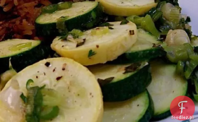 Patelnia Z Cukinią I Letnim Squashem