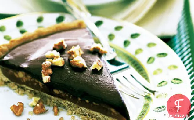 Tarta karmelowo-orzechowa z polewą czekoladową