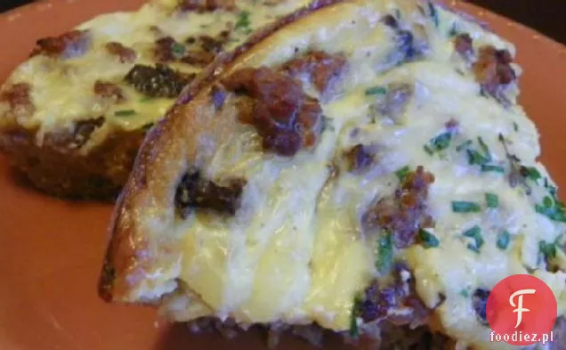 Kiełbasa, cebula i Portabella pieczarki Quiche