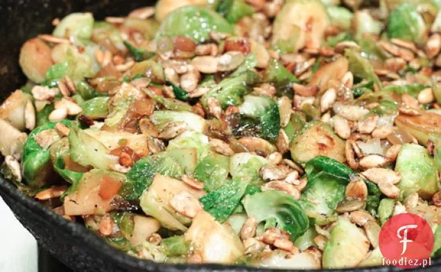 Patelnia Pieczona Brukselka Z Kandyzowanymi Pepitami I Cydrem Vin