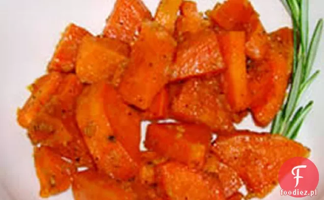 Pieczone słodkie ziemniaki z imbirem i miodem