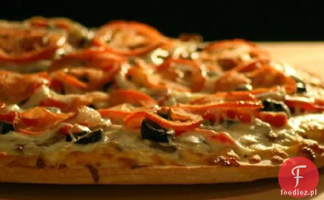 Pizza Ze Słodką Papryką Z Trzema Serami