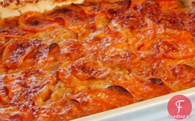 Zapiekane słodkie ziemniaki z cebulą Vidalia i angielskim cheddarem