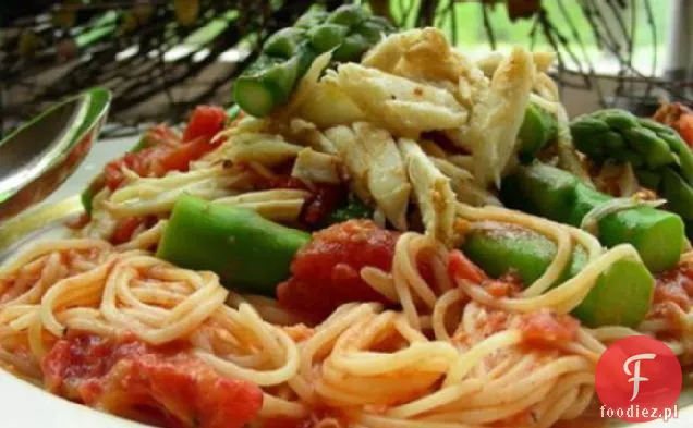 Spaghettini Z Krabem, Szparagami I Suszonymi Pomidorami
