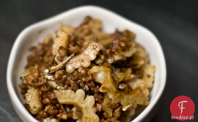 Bittermelon Z Wieprzowiną I Czarnym Sosem