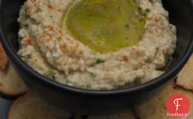 Dip z karczocha i fasoli Cannellini