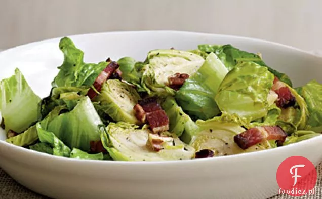 Sałatka z brukselki z ciepłym boczkiem Vinaigrette