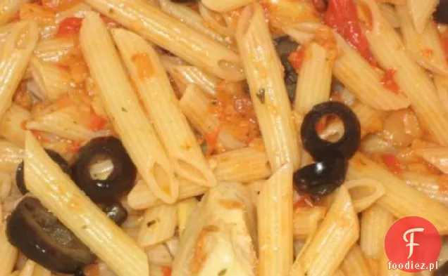 Penne Z Pieczoną Czerwoną Papryką, Karczochem I Puree Z Czosnku