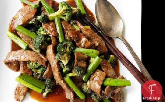 Chińsko-Amerykańska Wołowina z brokułami w sosie ostrygowym