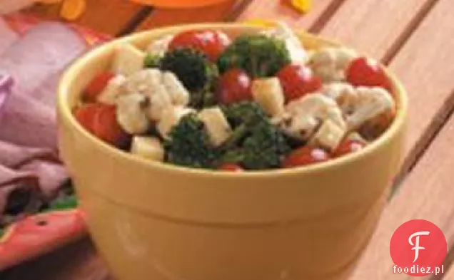 Sałatka Warzywna Mozzarella