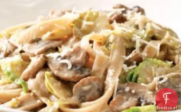 Kremowa Fettuccine Z Brukselką I Pieczarkami