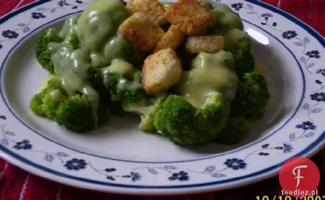 Brokuły / Herbed Hollandaise Sauce/ Tosty Bułka Tostowa