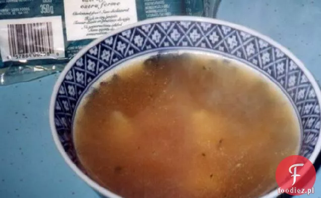 Pikantna zupa z twarogu Gai Lan i fasoli