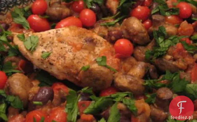 Kurczak śródziemnomorski z pomidorami, Kalamatą i pieczarkami