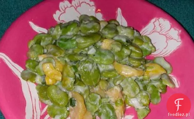 Makaron z fasolą Fava i sosem cytrynowym
