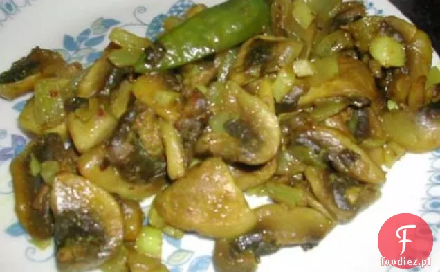Pikantne grzyby z imbirem i Chilli