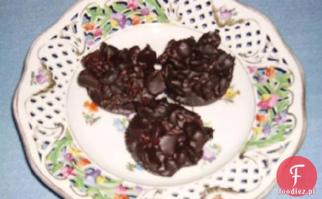 Bloczki czekoladowe z owocami i orzechami