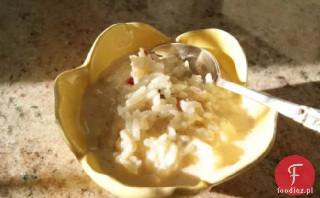 Pudding ryżowy z rodzynkami i cynamonem (Arroz Con Leche)