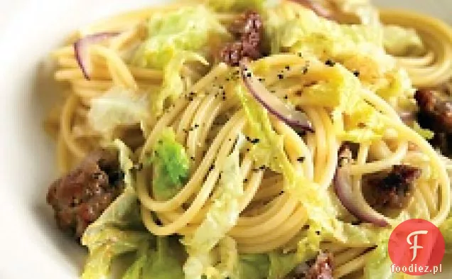 Spaghetti Ze Słodką Kiełbasą I Kapustą