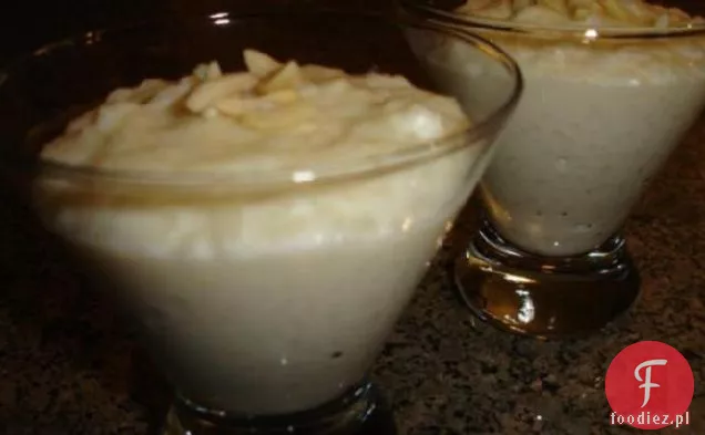 Pachnący Pudding Ryżowy Z Pistacjami (Kheerni)
