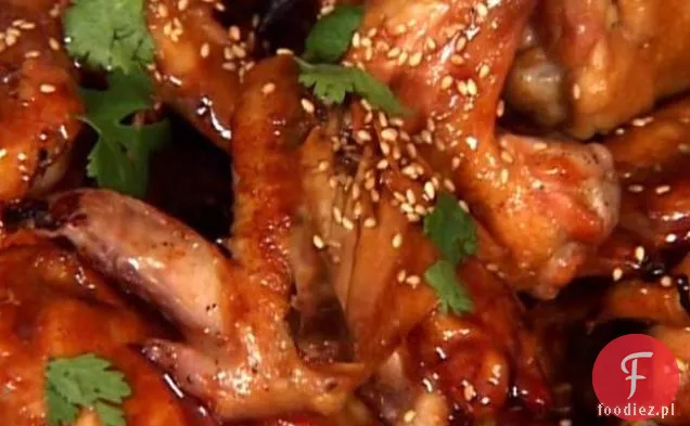 Skrzydełka Z Kurczaka Teriyaki Z Sezamem I Kolendrą